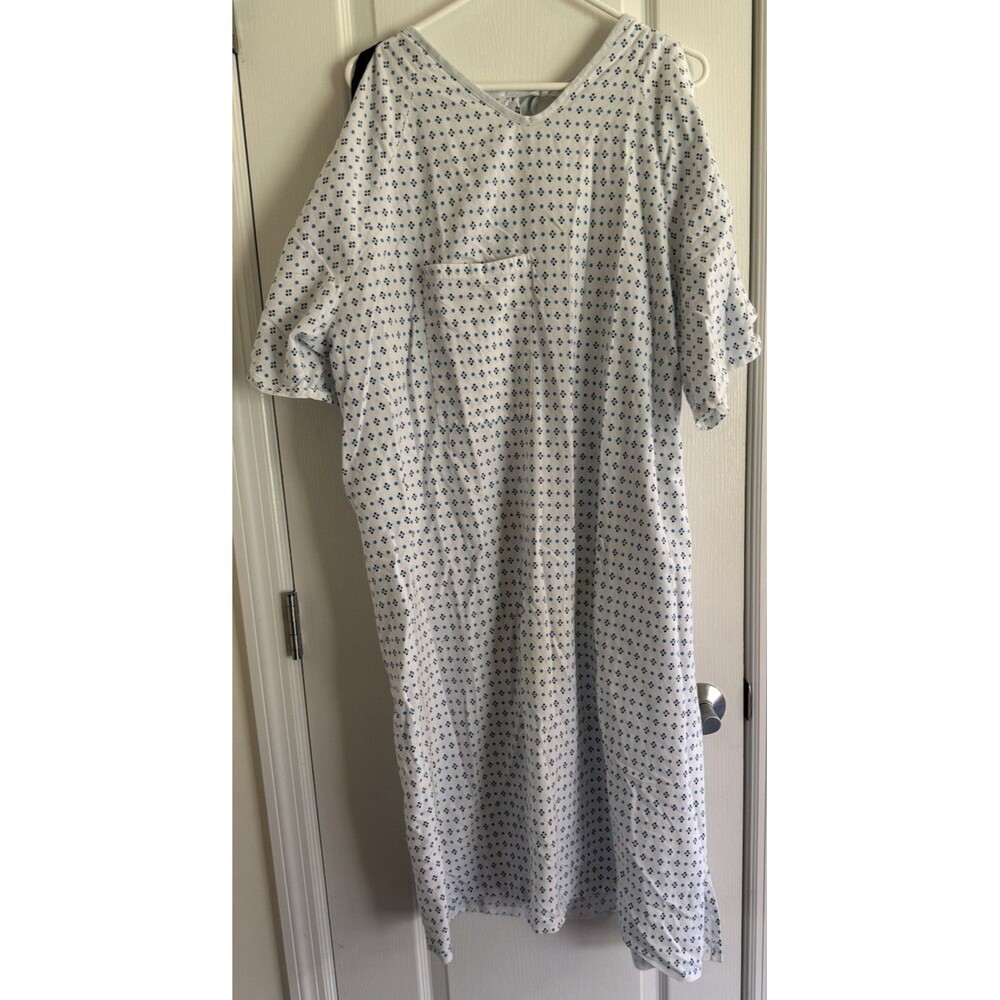 Hospital Patient Gown Medium Weight Medical Exam Gown Hosp Grade One Size Fits